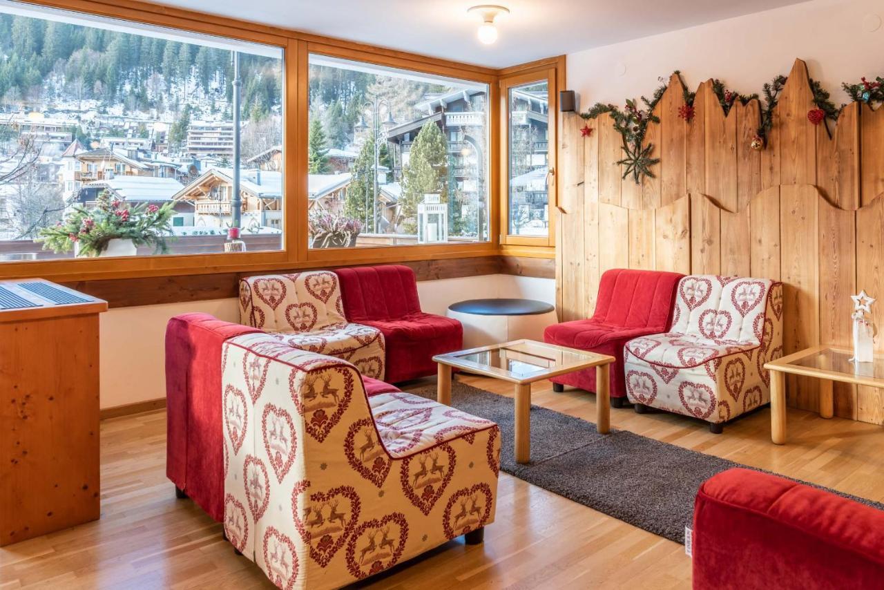 Hotel Italo Мадона ди Кампильо Екстериор снимка