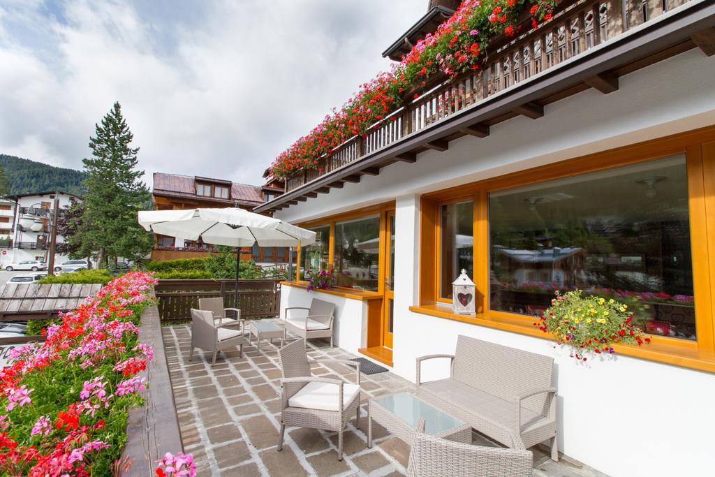Hotel Italo Мадона ди Кампильо Екстериор снимка